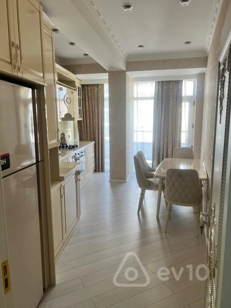 2 otaqlı mənzil, 103 m², Nizami metrostansiyası — kirayə — Mənzil, Bakı (6)