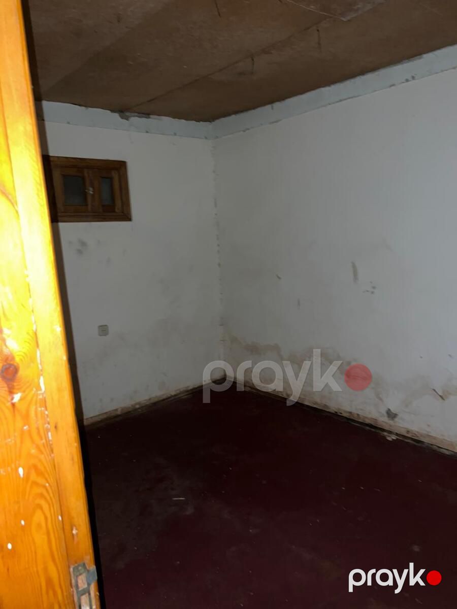 Satılır 6 otaqlı köhnə tikili 160 m² — Mənzil, Bakı (2)