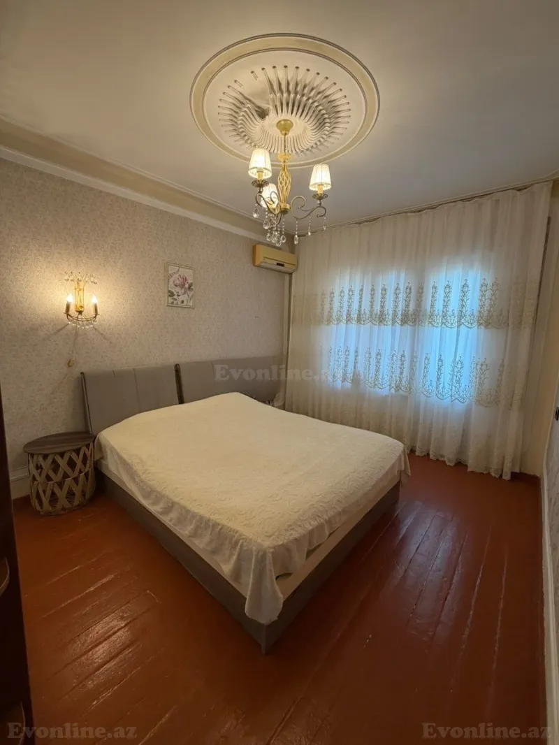 Satılır 3 otaqlı Mənzil Köhnə tikili 90 m² Bakı, Nizami r., Xalqlar Dostluğu m., 8-ci kilometr — Mənzil, Bakı (3)