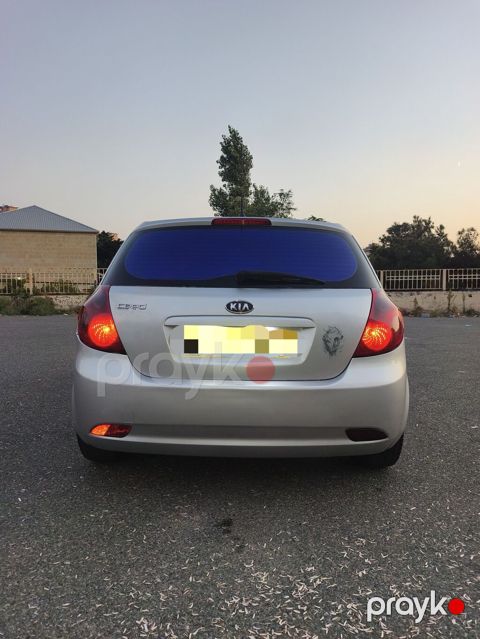 Kia Ceed: 1.6 l 2007 il Hetçbek — Bakı