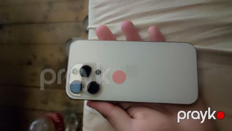 Ağ, Face ID — Bakı