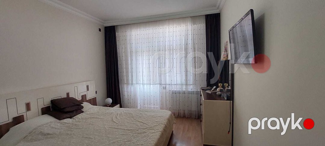 Satılır 4 otaqlı köhnə tikili 142 m² — Mənzil, Bakı (7)