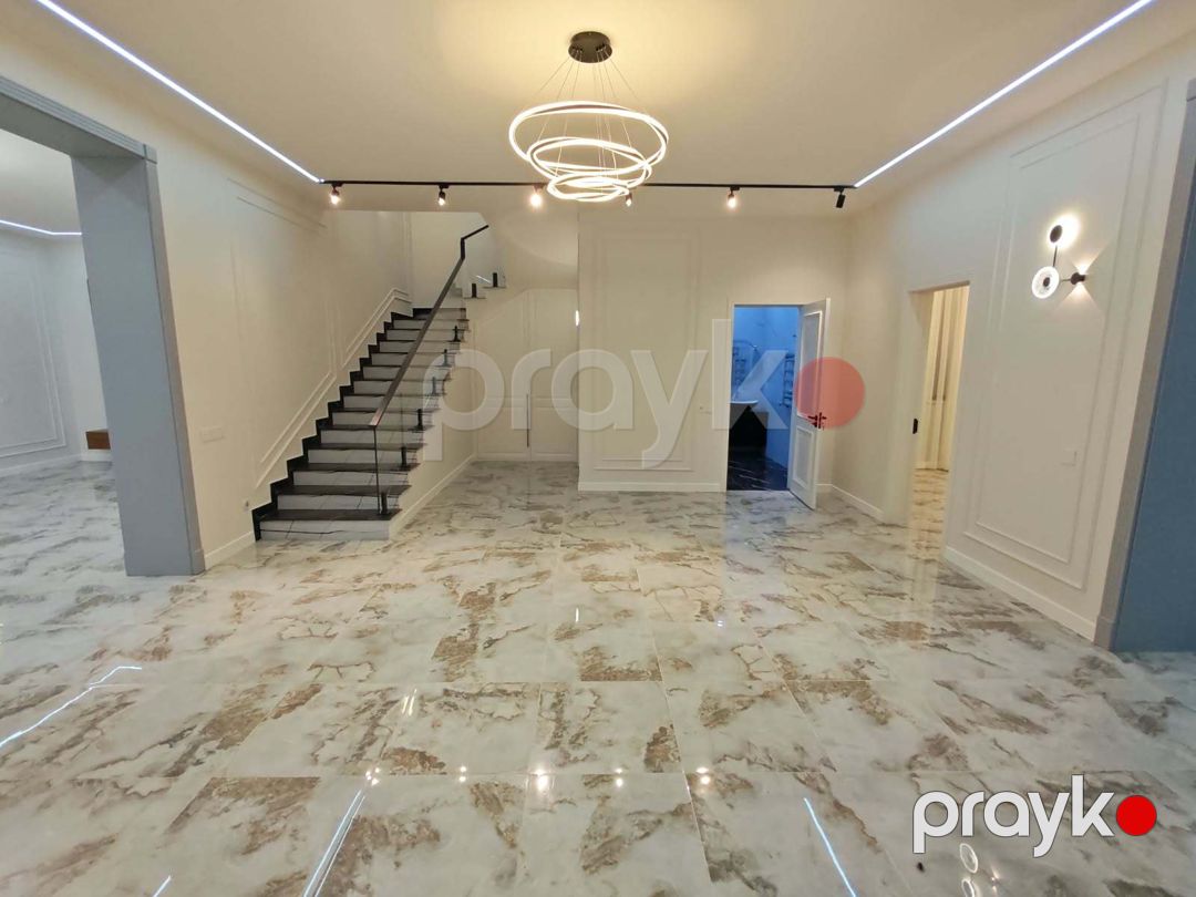 Satılır 6 otaqlı həyət evi/bağ evi 300 m² — Ev, villa, Bakı (9)