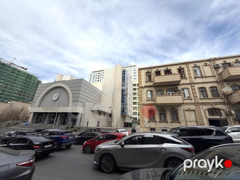 Satılır 3 otaqlı köhnə tikili 75 m² — Bakı