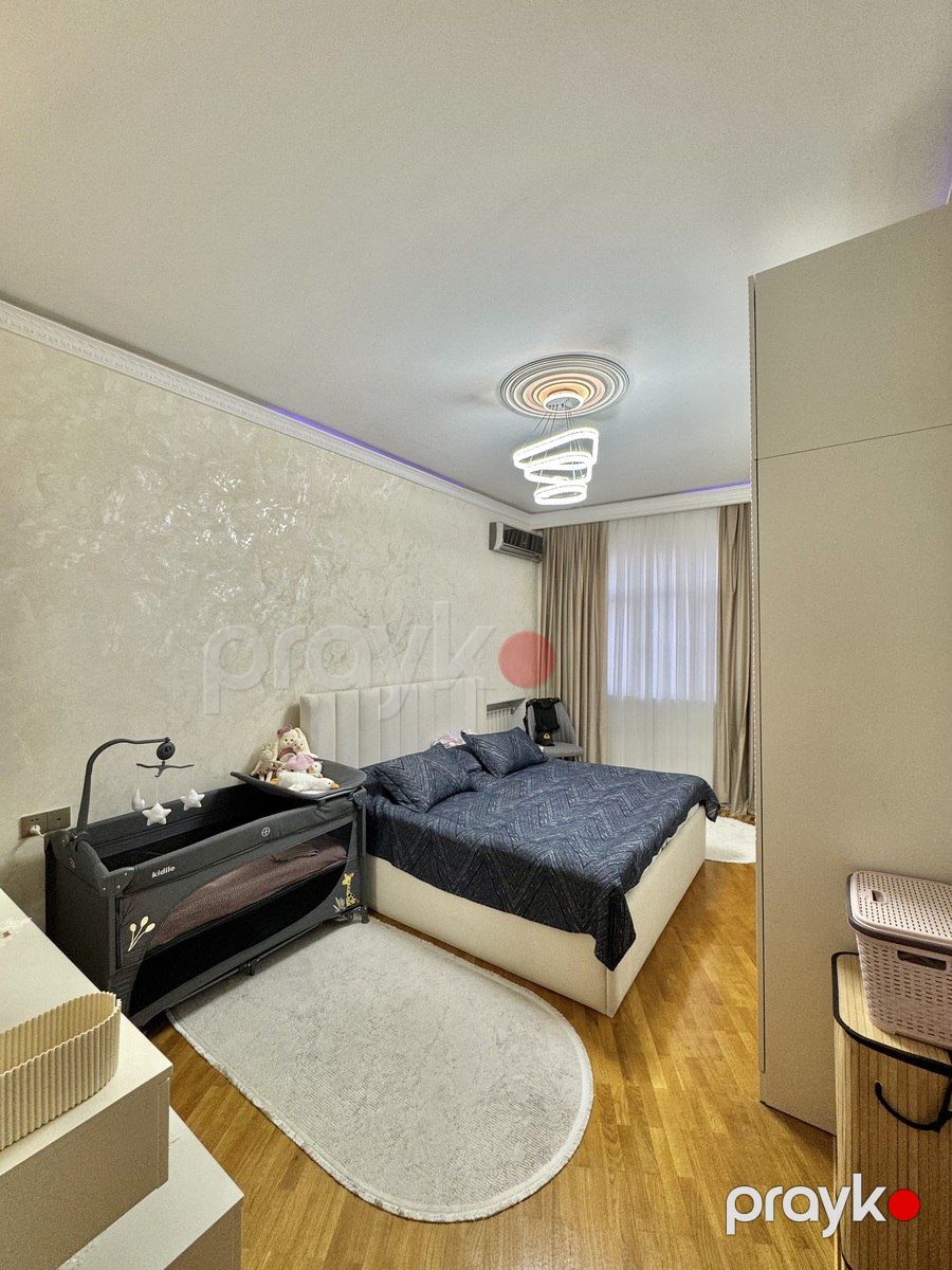 Satılır 4 otaqlı köhnə tikili 146 m² — Mənzil, Bakı (8)
