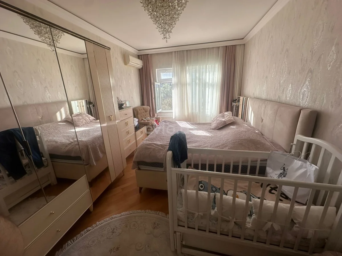 2 otaqlı tam təmirli mənzil satılır 6-cı mikrorayonda — Bakı