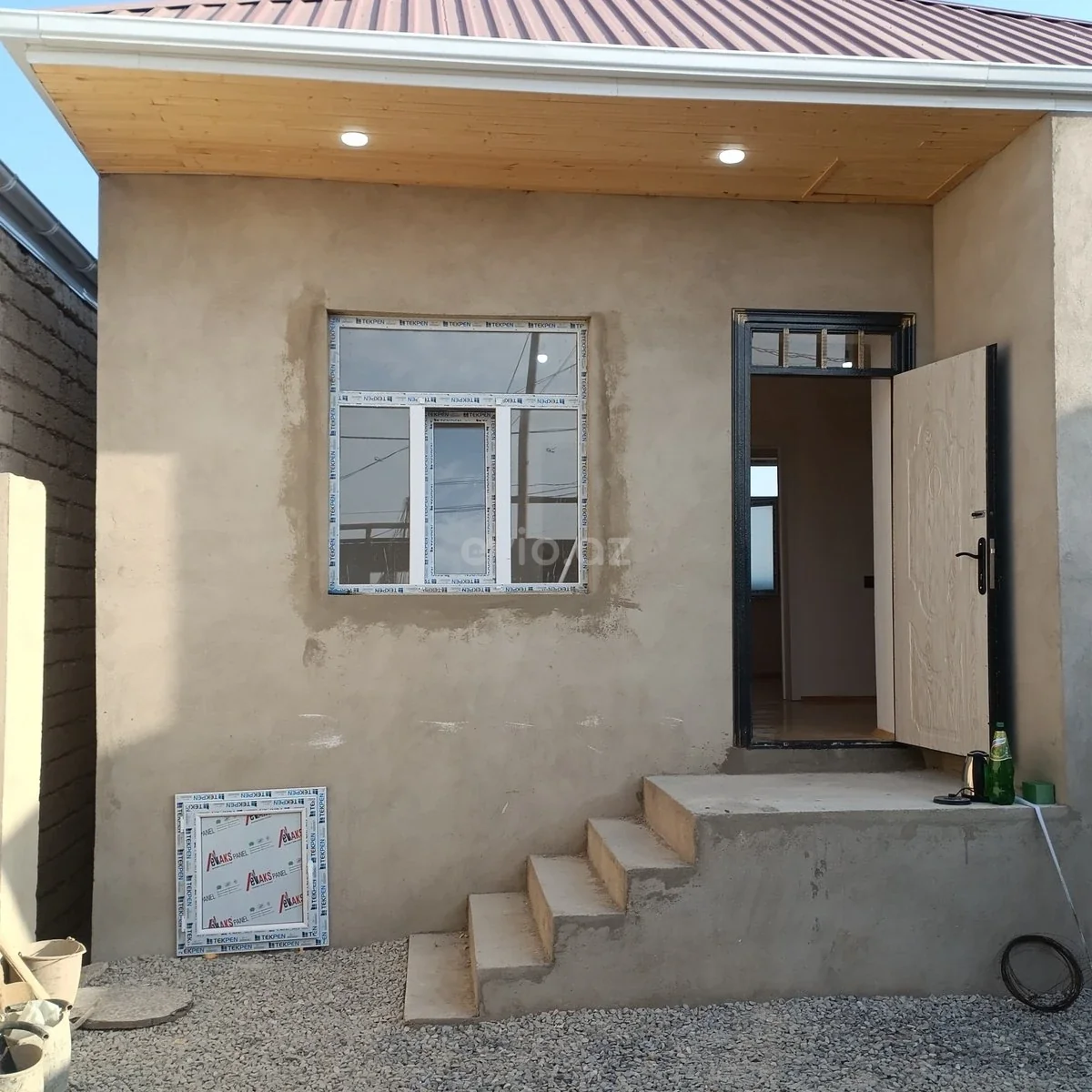 2 otaqlı həyət evi satılır Binə qəsəbəsində — Bakı