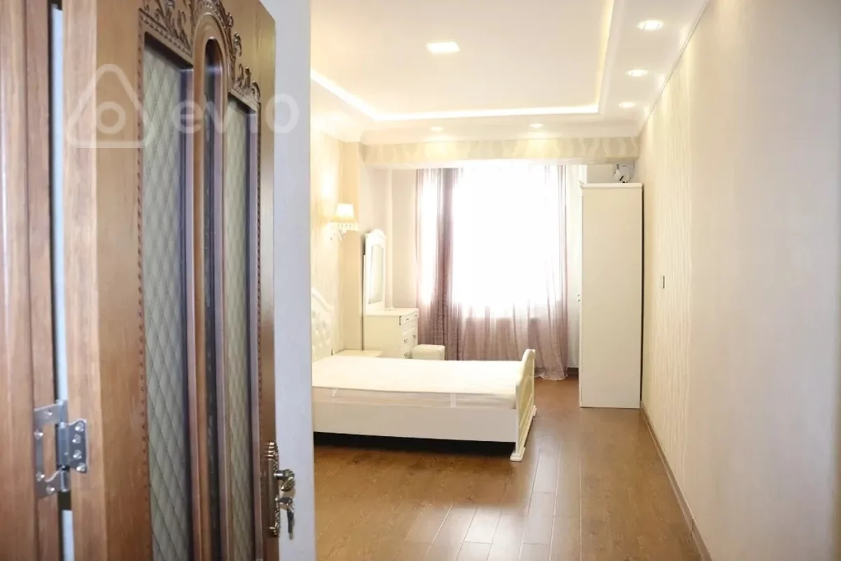 3 otaqlı mənzil, 150 m², Mirəli Seyidov küçəsi — kirayə — Mənzil, Bakı (8)
