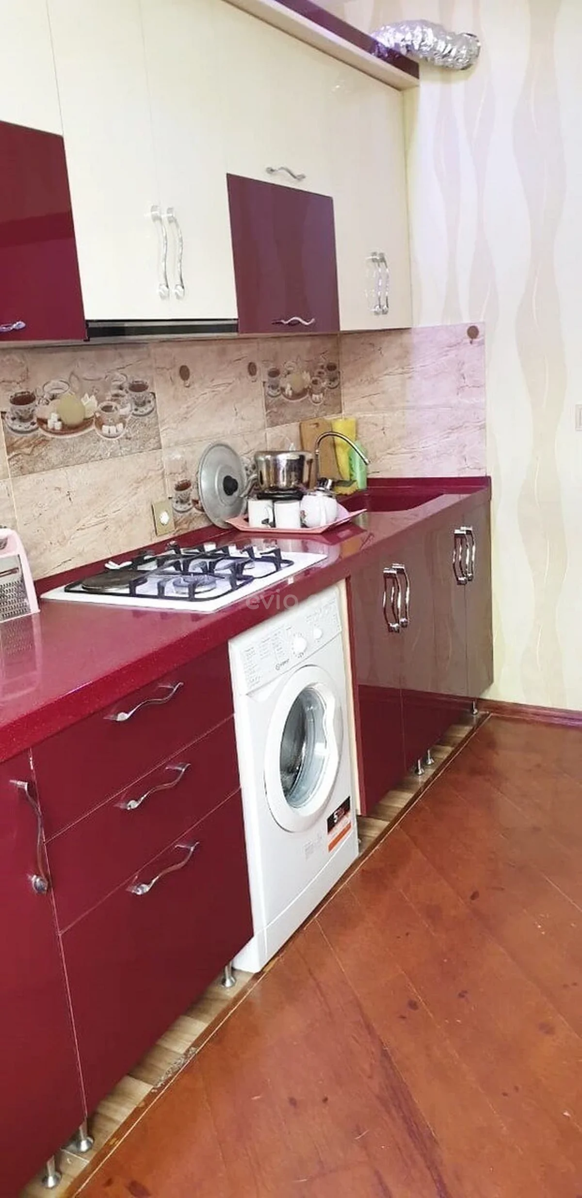 2 otaqlı orta təmirli mənzil satılır Yeni Yasamal qəsəbəsində — Mənzil, Bakı (4)