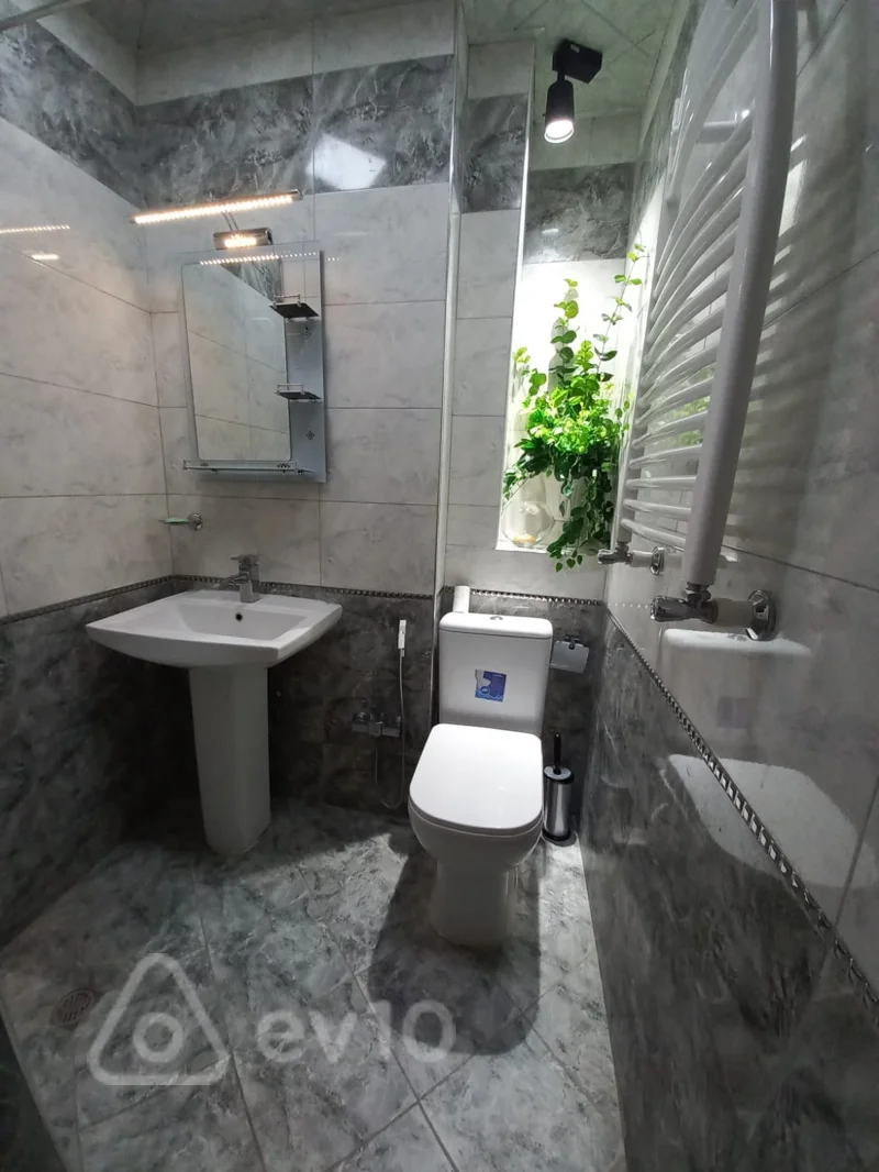 2 otaqlı mənzil, 60 m², Təbriz küç. — kirayə — Mənzil, Bakı (10)
