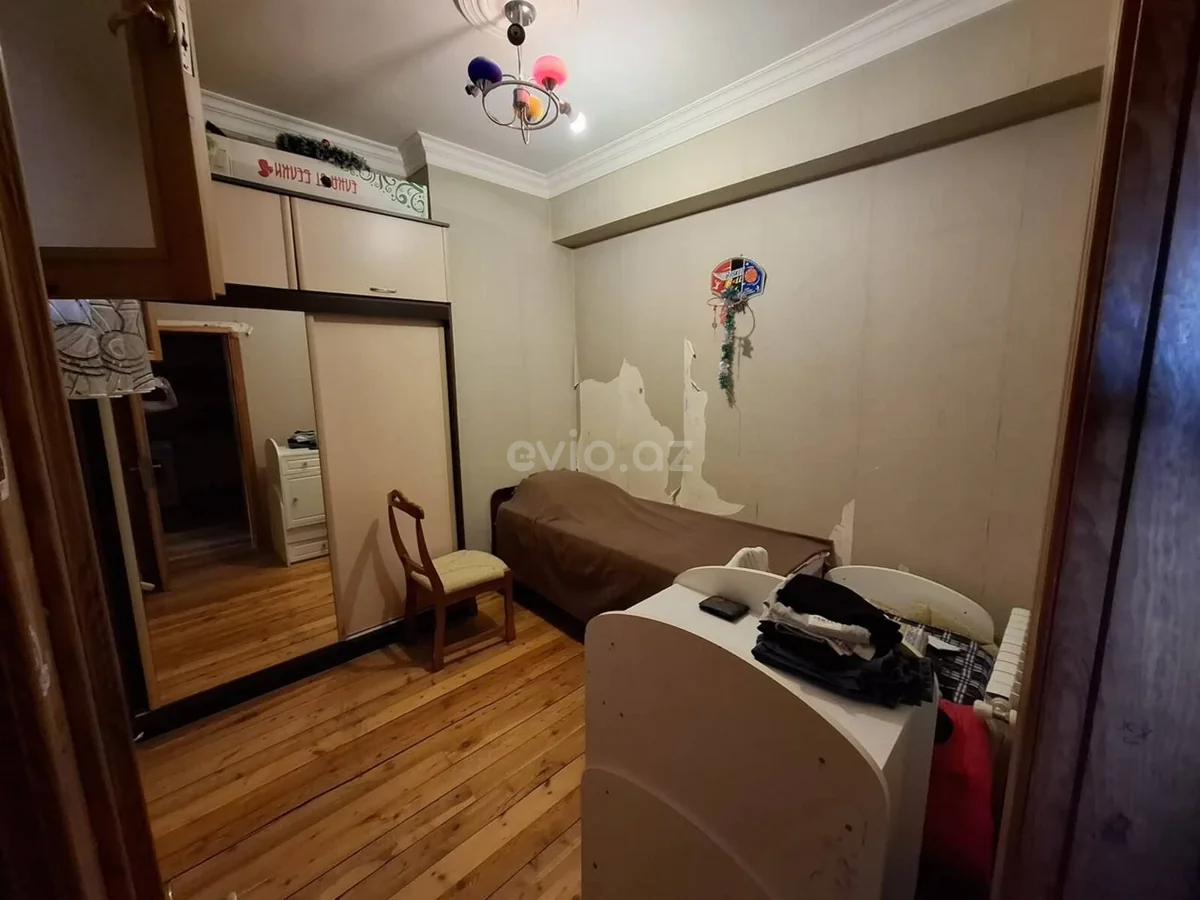 3 otaqlı orta təmirli mənzil satılır 6-cı mikrorayonda — Mənzil, Bakı (5)