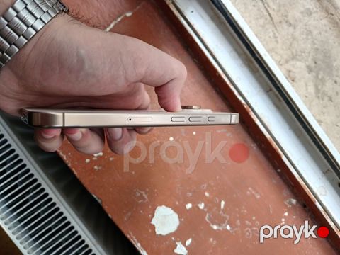 IPhone 16 Pro, 128 GB, Desert Titanium, Simsiz şarj — Bakı