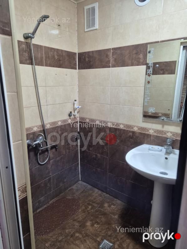 Satılır 5 otaqlı Bina evi menzil (Köhnə tikili), 95 m², 45-ci məhəllə — Mənzil, Sumqayıt (5)