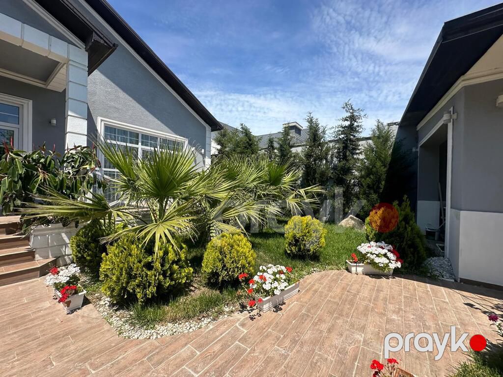Satılır 5 otaqlı həyət evi/bağ evi 220 m² — Ev, villa, Bakı (7)
