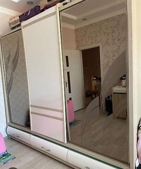 Kupe dolab 250 azn. Unvan Buzovna. k2268~SD — Mehdiabad