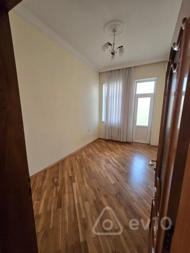 6 otaqlı həyət evi, 180 m², Varovski qəs — kirayə — Ev, villa, Bakı (5)