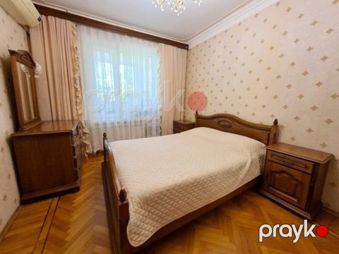 Satılır 3 otaqlı köhnə tikili 85 m² — Bakı