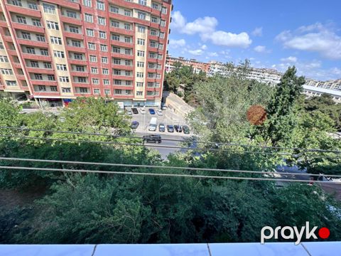Satılır 4 otaqlı köhnə tikili 100 m² — Bakı