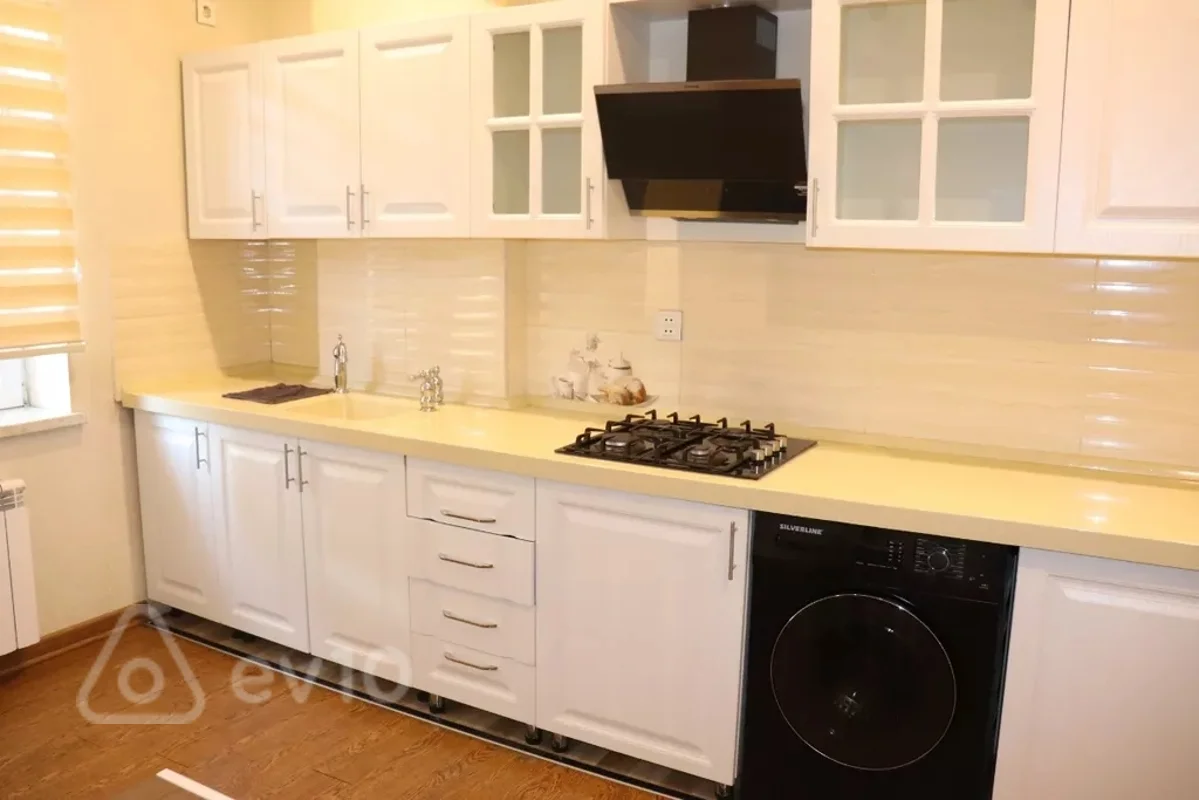 3 otaqlı mənzil, 150 m², Mirəli Seyidov — kirayə — Bakı