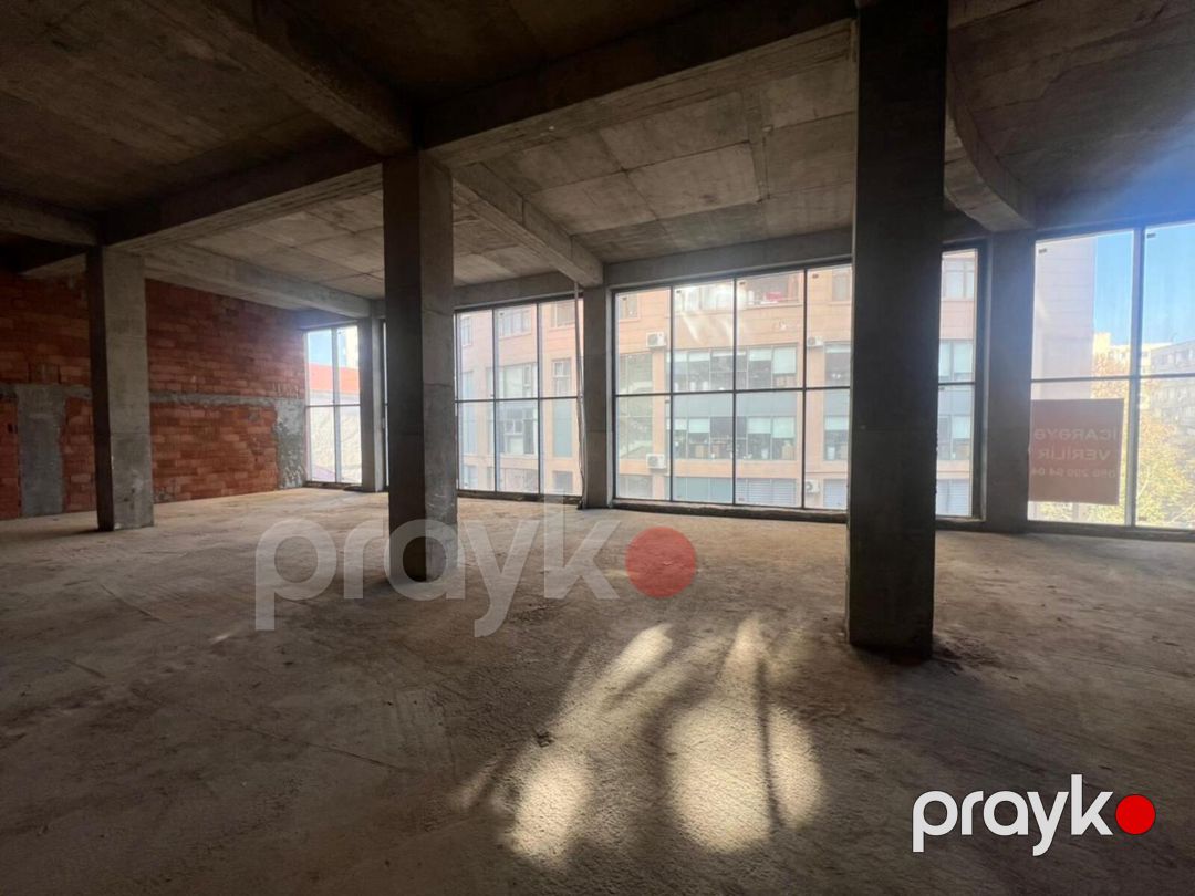 Satılır obyekt 179 m² — Əmlak, Bakı (3)