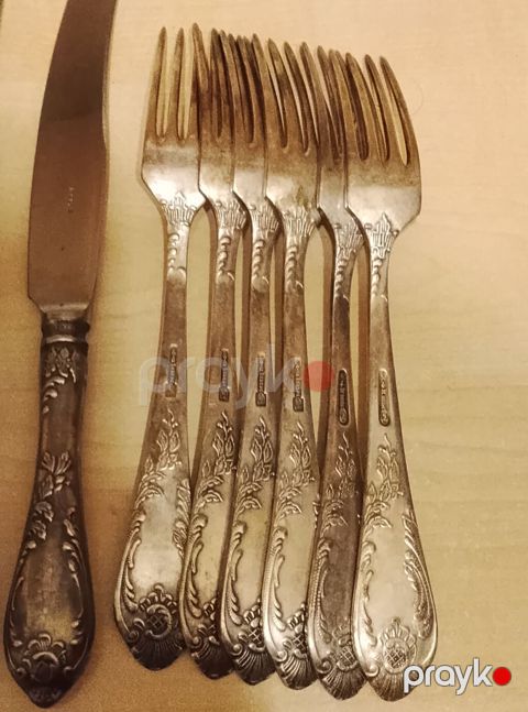 3 eded bicaqda cat var, Antik üslubda bıçaq və çəngəl dəsti - Tərkib — Bakı