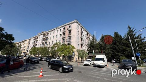 Satılır 2 otaqlı köhnə tikili 35 m² — Bakı