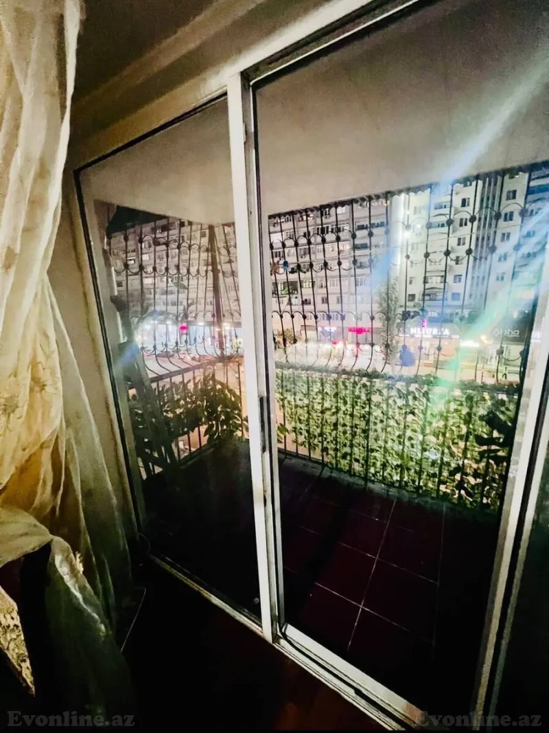 Satılır 3 otaqlı Mənzil Köhnə tikili 75 m² Bakı, Yasamal r., İnşaatçılar m — Mənzil, Bakı (8)
