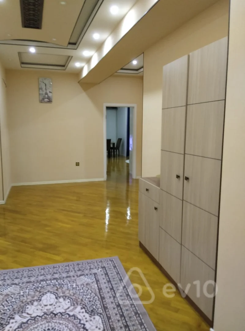 3 otaqlı mənzil, 130 m², Yusif Səfərov küçəsi — kirayə — Mənzil, Bakı (5)