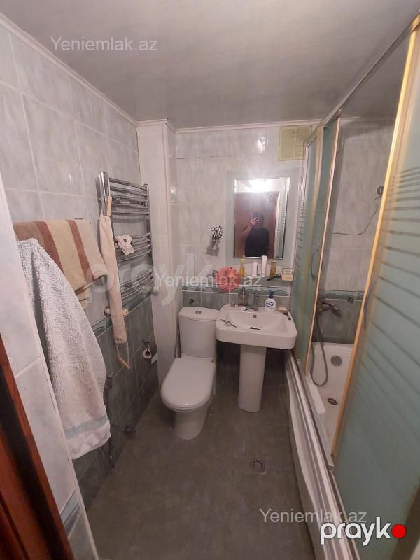 Satılır 3 otaqlı Bina evi menzil (Köhnə tikili), 82 m², 1-ci mikrorayon — Mənzil, Sumqayıt (9)
