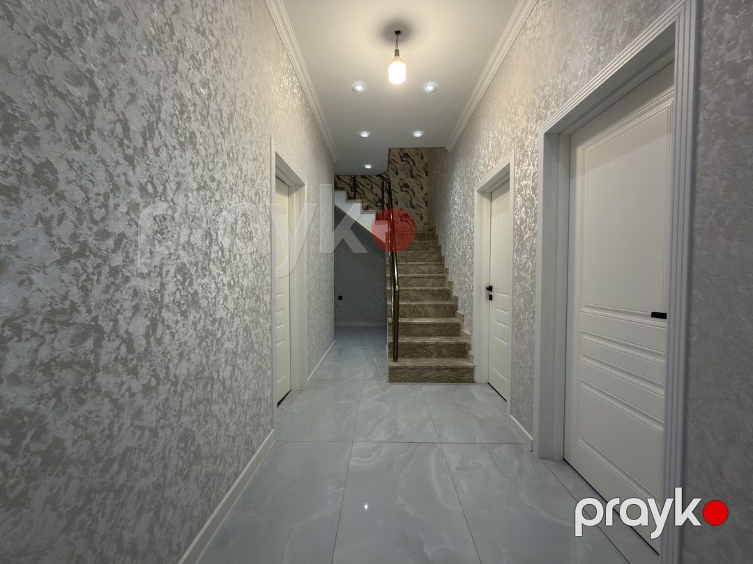 Satılır 6 otaqlı həyət evi/bağ evi 200 m² — Ev, villa, Bakı (2)