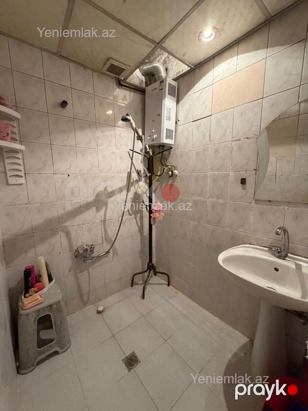 Satılır 2 otaqlı Bina evi menzil (Köhnə tikili), 33 m², Binəqədi rayonu — Mənzil, Bakı (8)