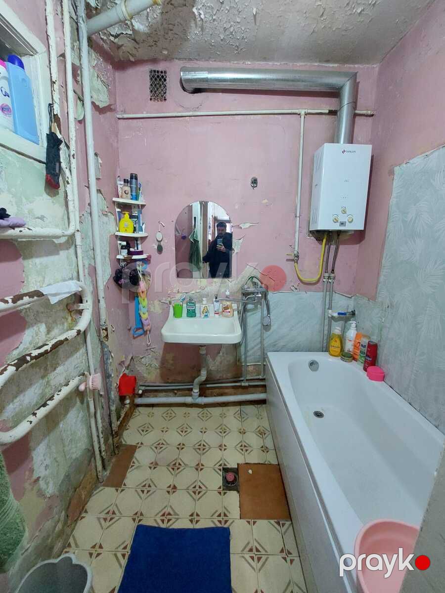 Satılır 2 otaqlı köhnə tikili 65 m² — Mənzil, Bakı (9)