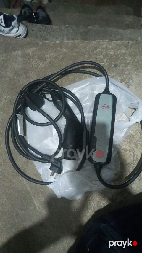BYD şarj adapteri — Bakı