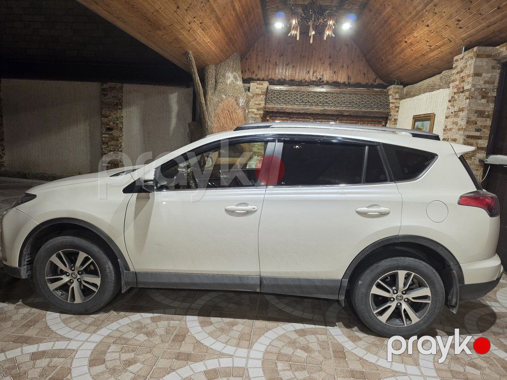 Toyota RAV4, 2.5 L, 2018 il, 243 000 km — Avtomobillər, Bakı (3)