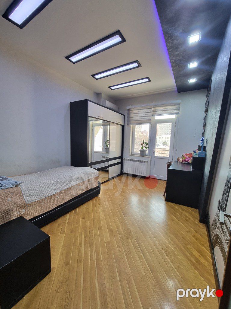 Satılır 4 otaqlı yeni tikili 175 m² — Mənzil, Bakı (12)