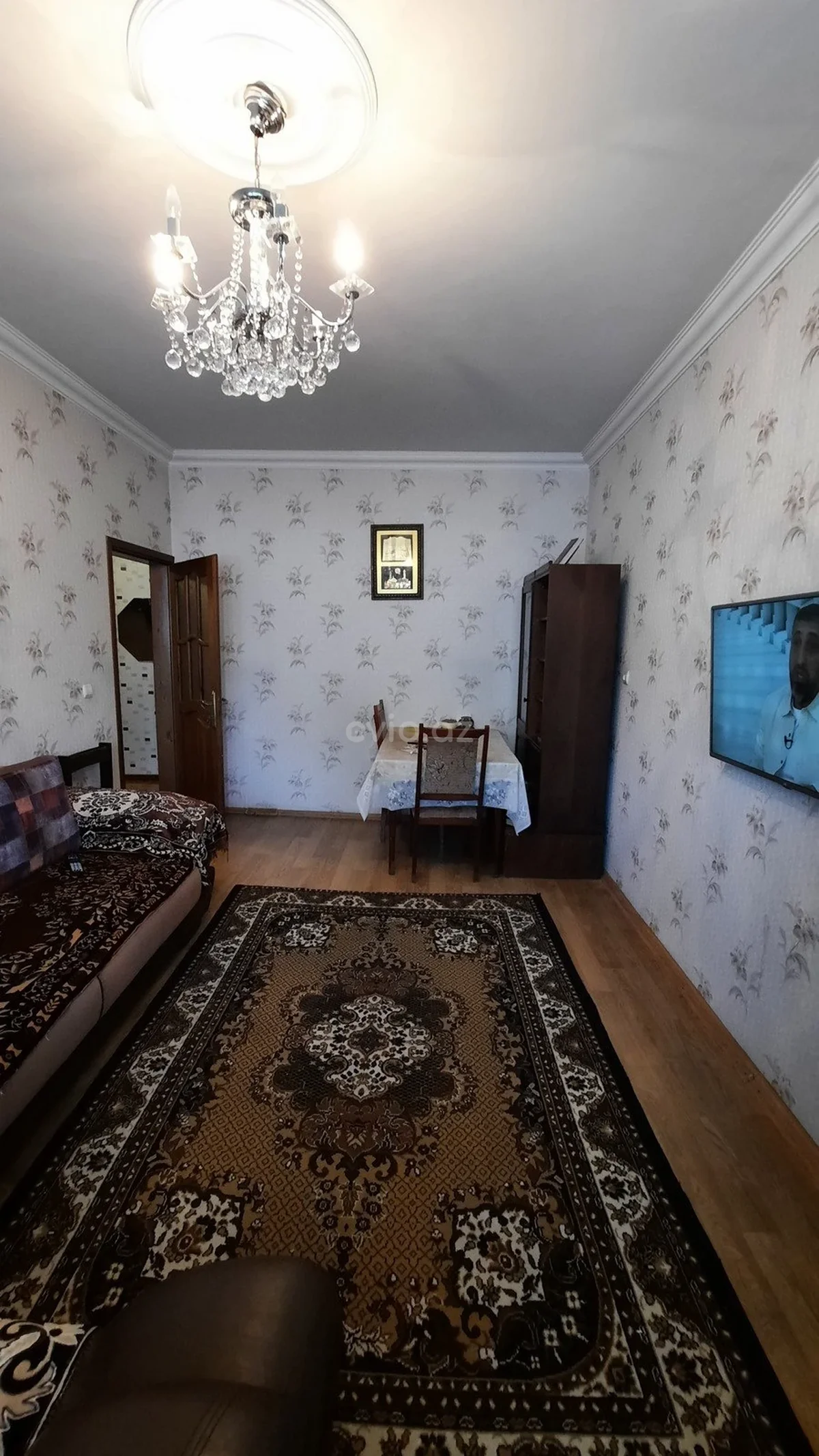 4 otaqlı orta təmirli mənzil satılır 8-ci mikrorayonda — Bakı