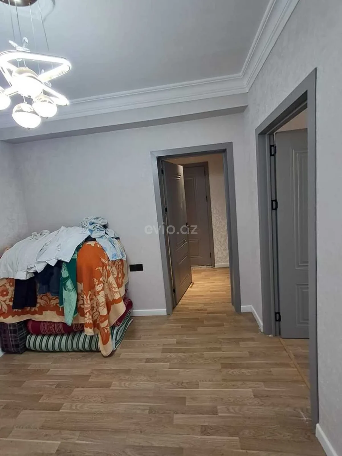 3 otaqlı tam təmirli mənzil satılır Bakıxanov qəsəbəsində — Mənzil, Bakı (9)