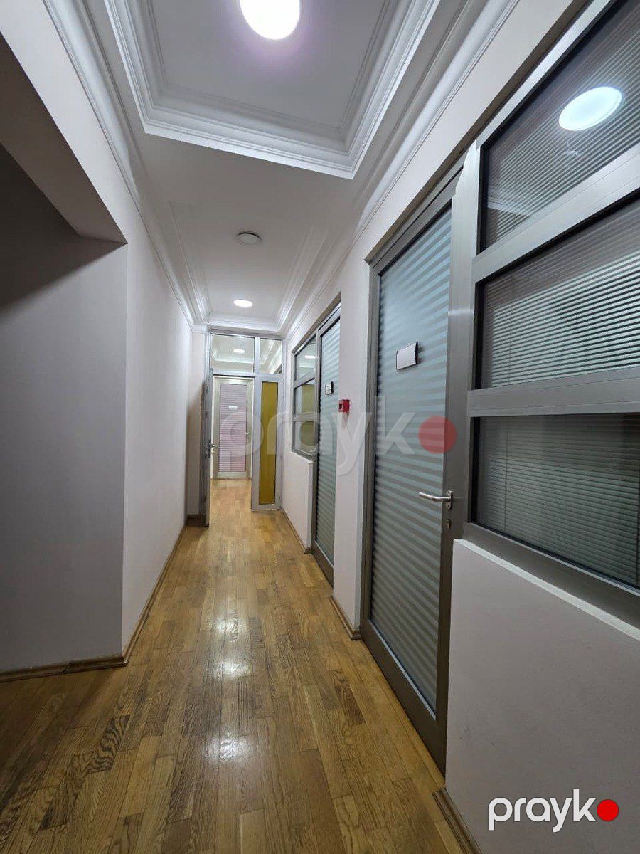 Satılır obyekt 670 m² — Əmlak, Bakı (11)
