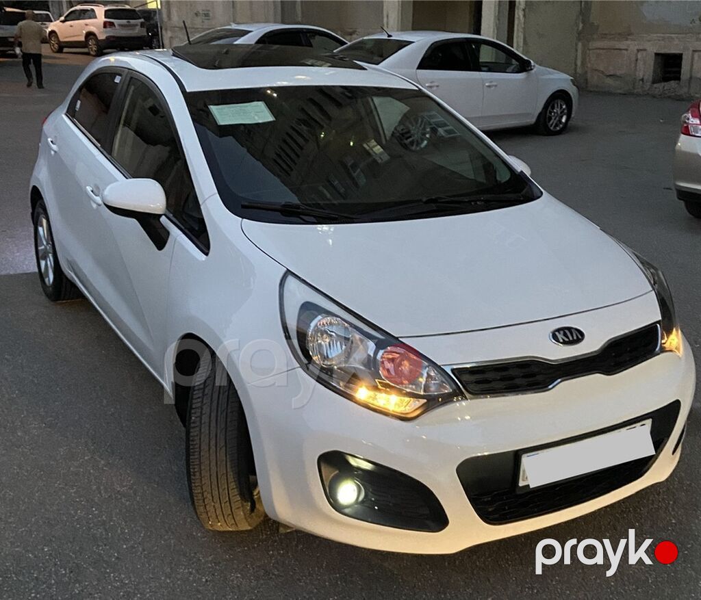 Kia Rio: 1.4 l 2014 il Hetçbek — Avtomobillər, Bakı (2)