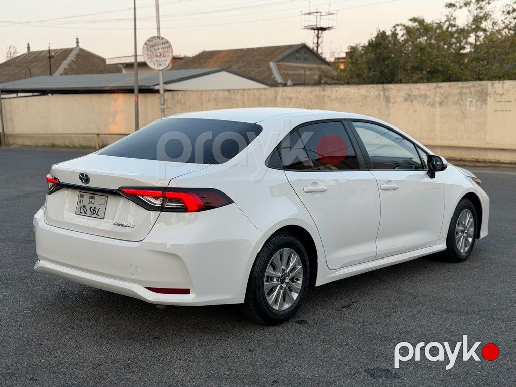 Toyota Corolla, 1.8 L, 0.85 kWh, 2024 il, 70 000 km — Avtomobillər, Bakı (6)