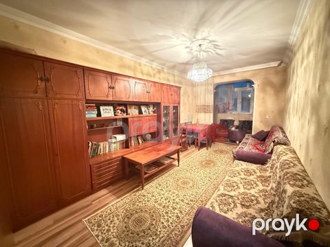Satılır 2 otaqlı köhnə tikili 60 m² — Bakı