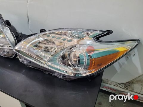 "Toyota Prius 30" farası — Bakı