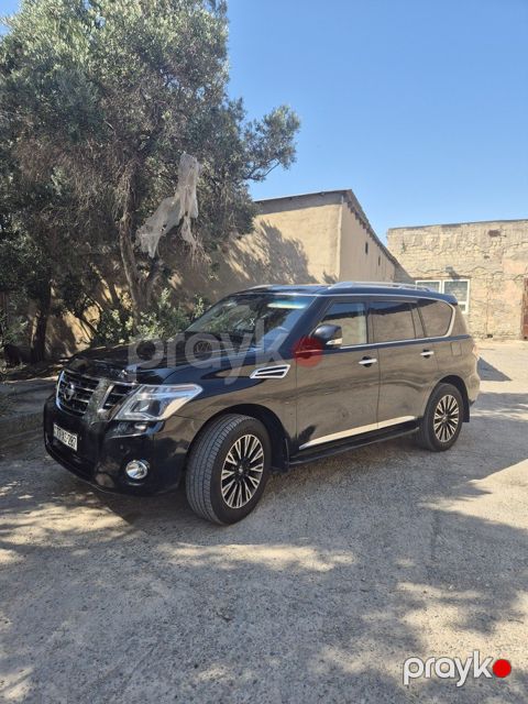 Nissan Patrol, 5.6 L, 2010 il, 185 000 km — Bakı