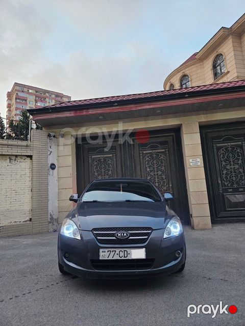 Kia Ceed, 1.4 L, 2007 il, 299 000 km — Bakı