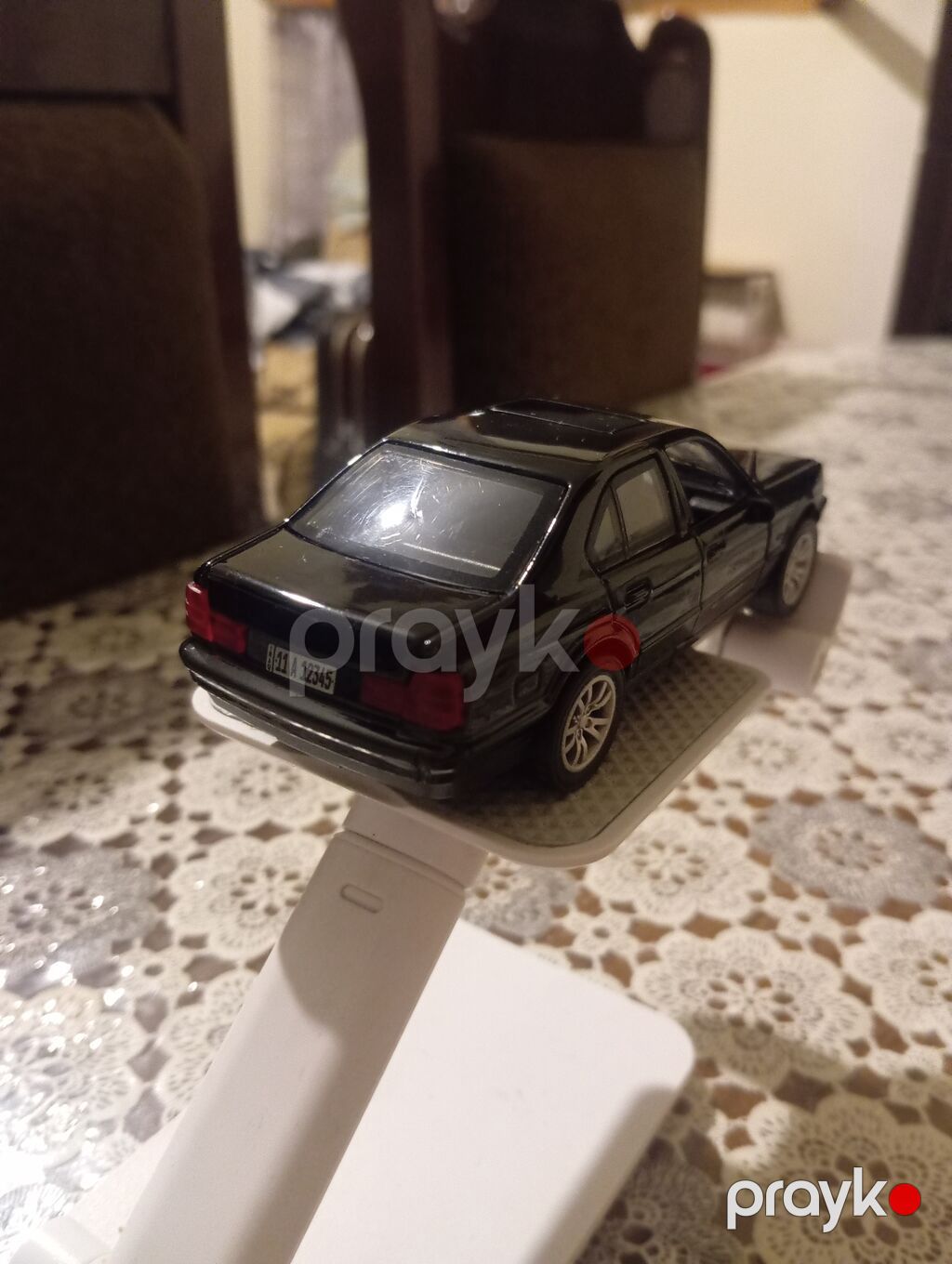Miqyaslı die-cast model avtomobil – BMW sedan (klassik 5 Seriyası — Modellar, Digah (2)