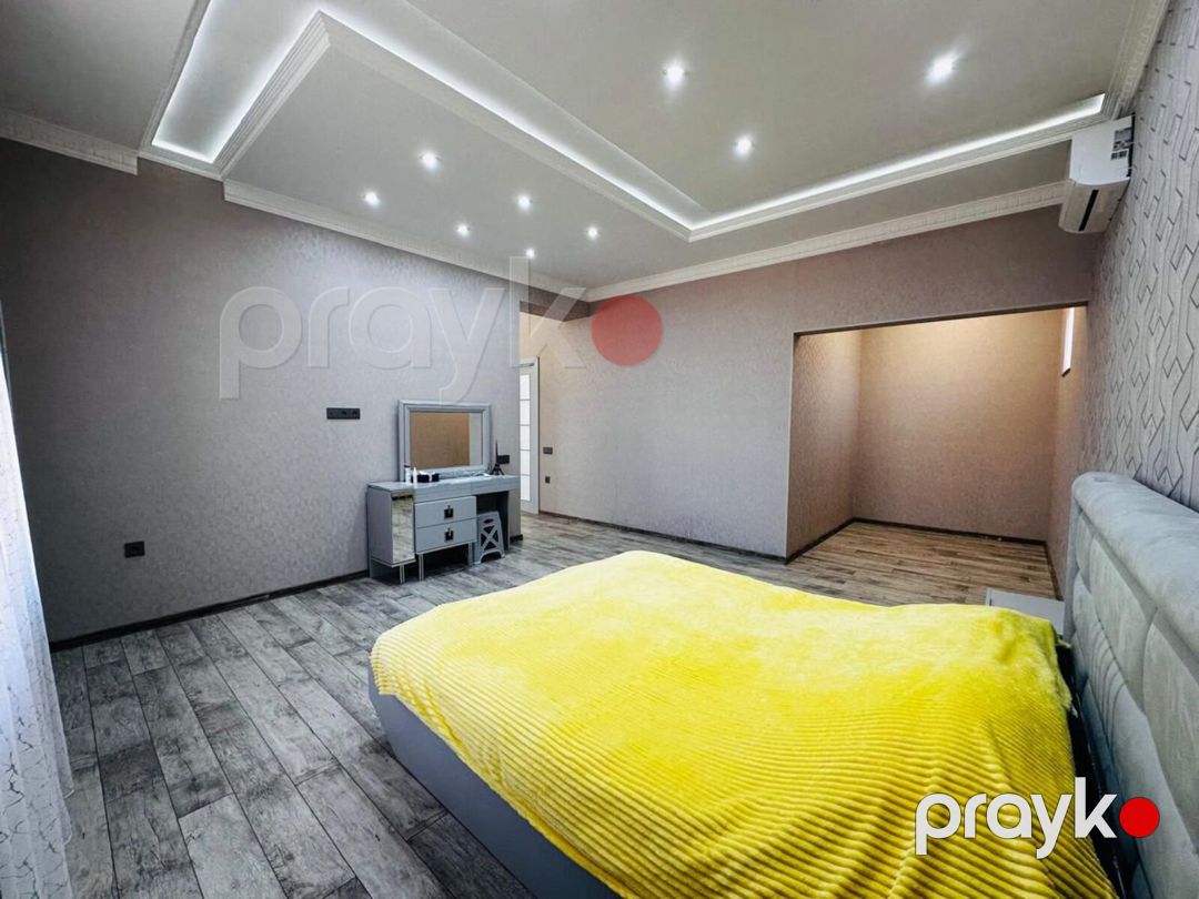 Satılır 4 otaqlı həyət evi/bağ evi 400 m² — Ev, villa, Bakı (12)