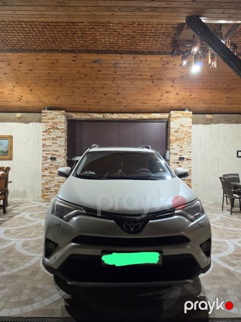 Toyota RAV4, 2.5 L, 2018 il, 243 000 km — Bakı