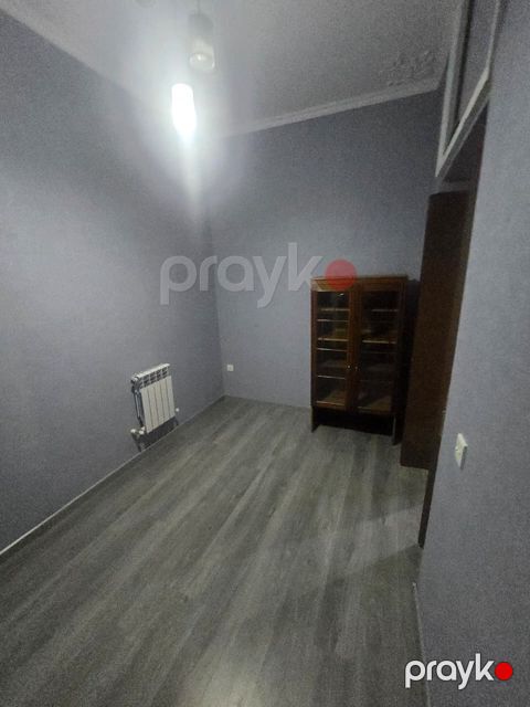 İcarəyə verilir 4 otaqlı köhnə tikili 75 m² — Bakı