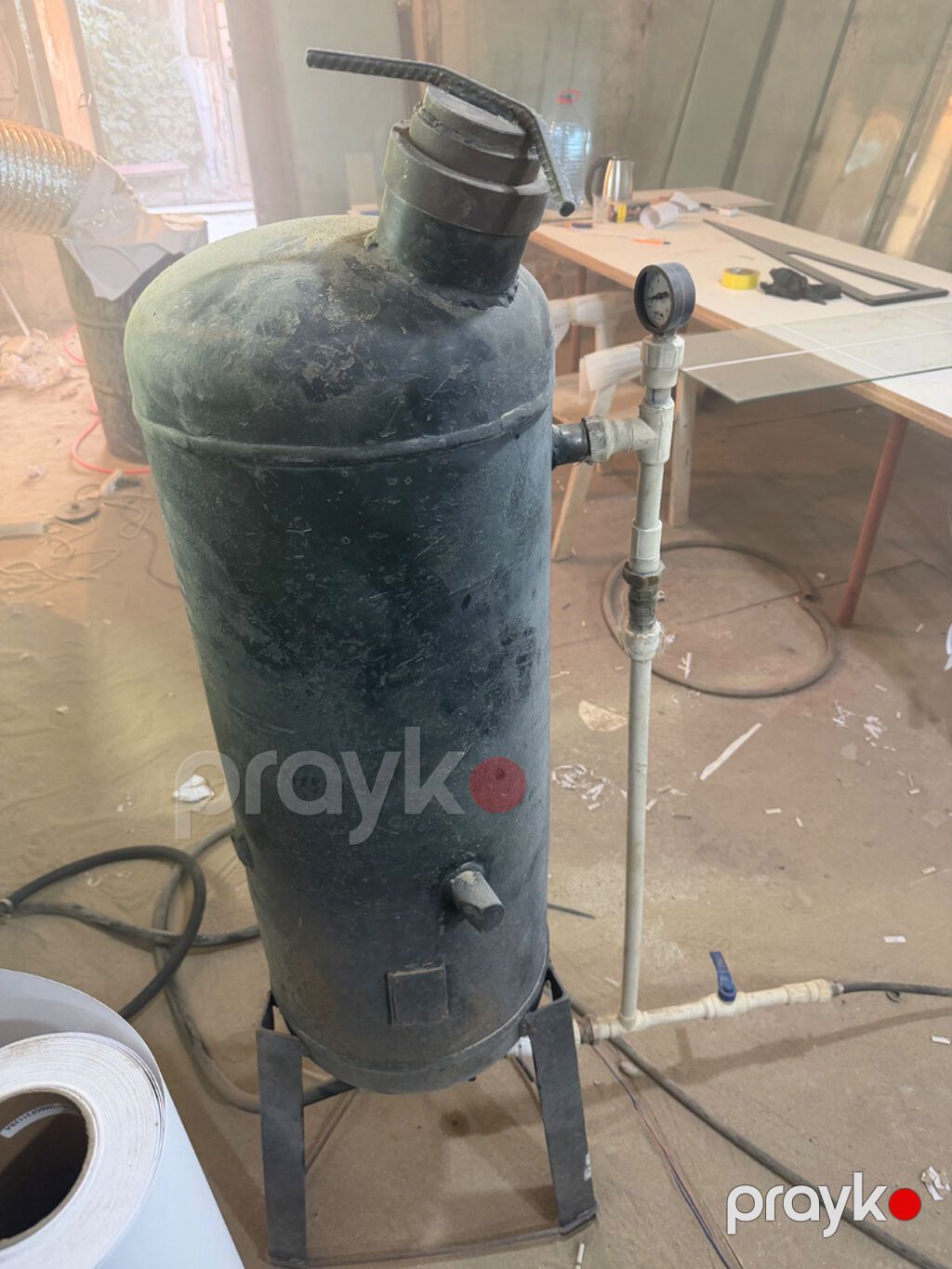 Kompressor 300 l əla vəziyyətdə balonuynan bir yerdə satılır — Avtoxidmət üçün, Bakı (2)