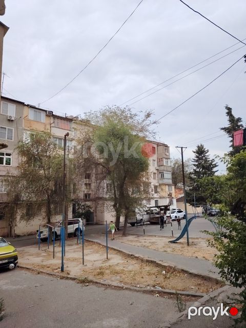 İcarəyə verilir 2 otaqlı köhnə tikili 50 m² — Bakı